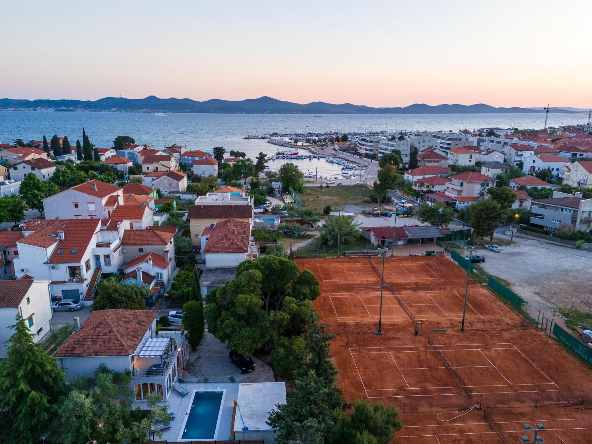 Villa B&D Zadar For The Complete Pleasure Of Vacation !Heated! Private Pool! Green Oasis In The Center Of Zadar, 100M From The Sea Экстерьер фото