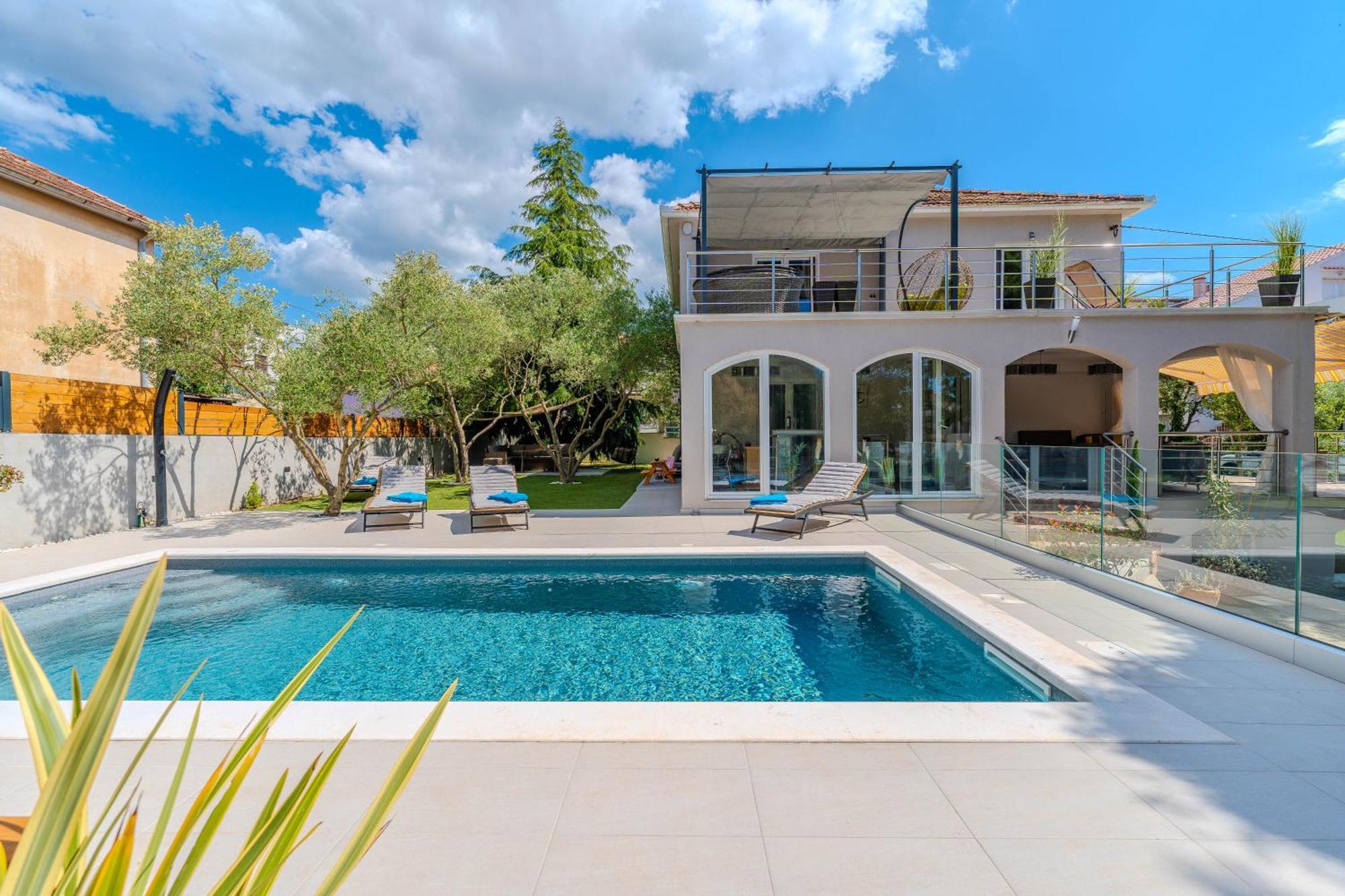 Villa B&D Zadar For The Complete Pleasure Of Vacation !Heated! Private Pool! Green Oasis In The Center Of Zadar, 100M From The Sea Экстерьер фото