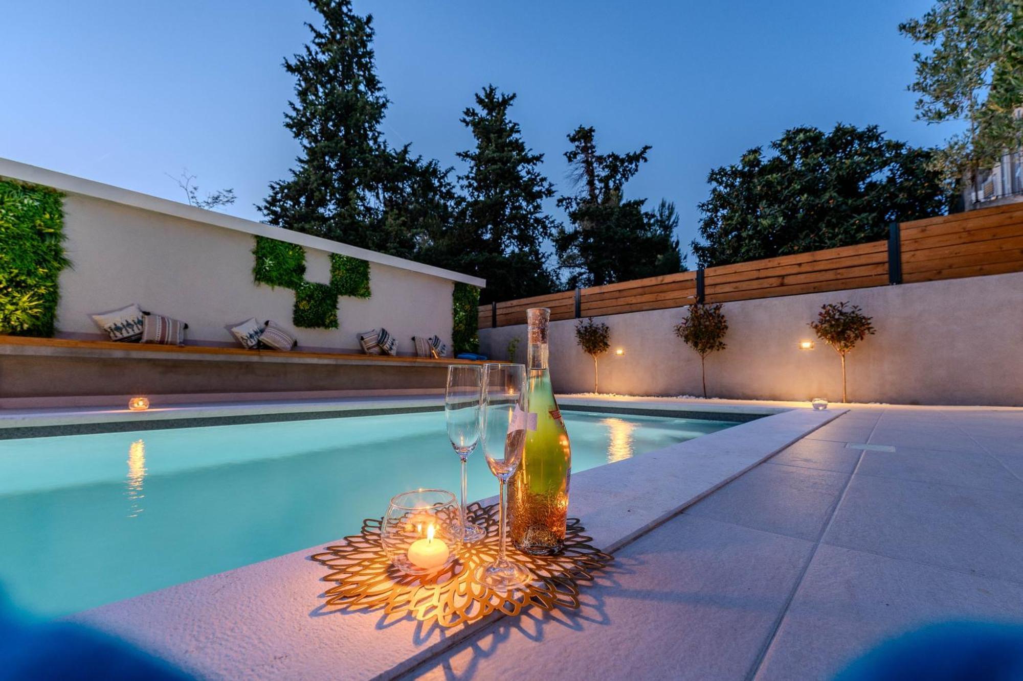 Villa B&D Zadar For The Complete Pleasure Of Vacation !Heated! Private Pool! Green Oasis In The Center Of Zadar, 100M From The Sea Экстерьер фото