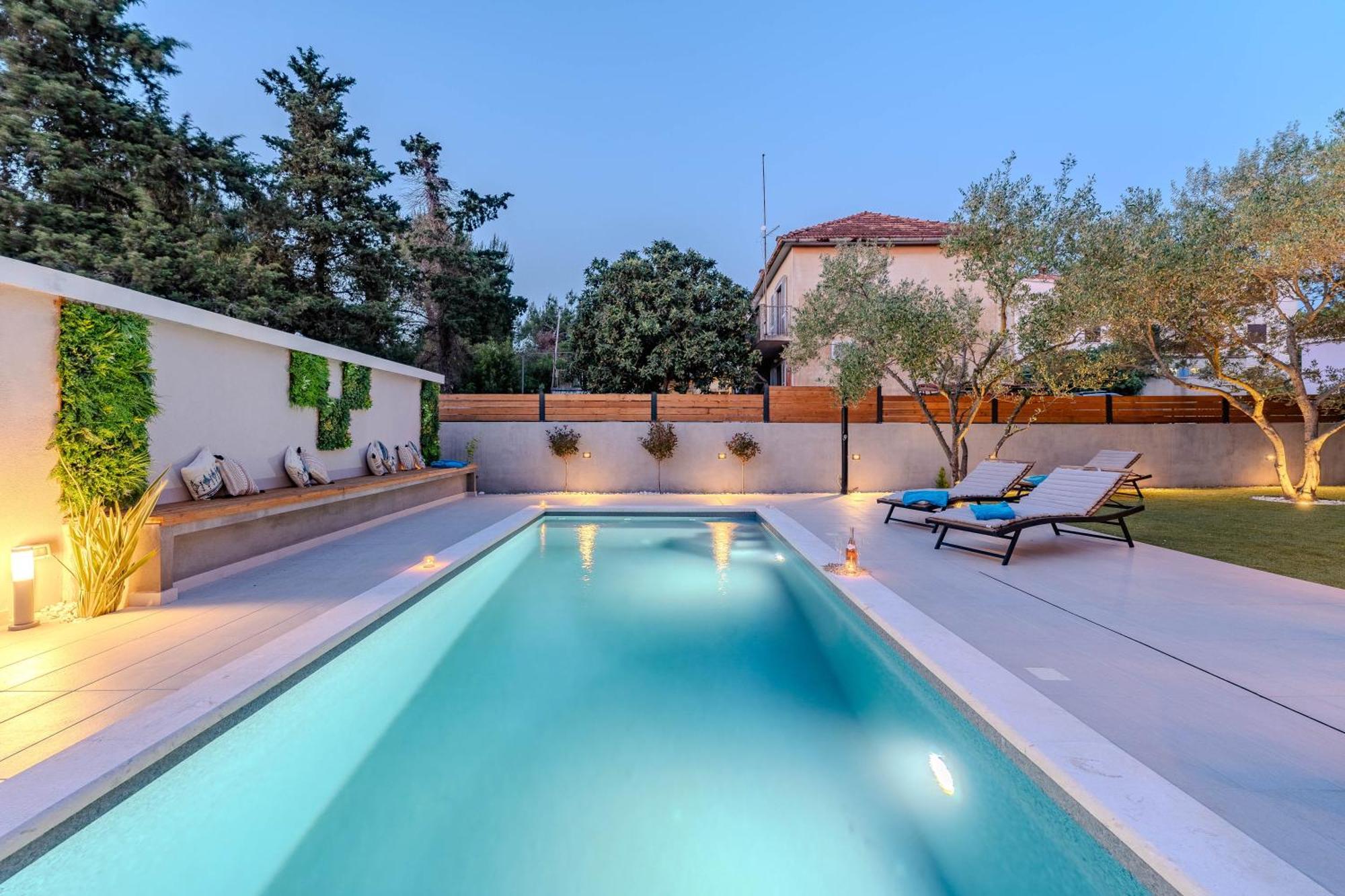Villa B&D Zadar For The Complete Pleasure Of Vacation !Heated! Private Pool! Green Oasis In The Center Of Zadar, 100M From The Sea Экстерьер фото